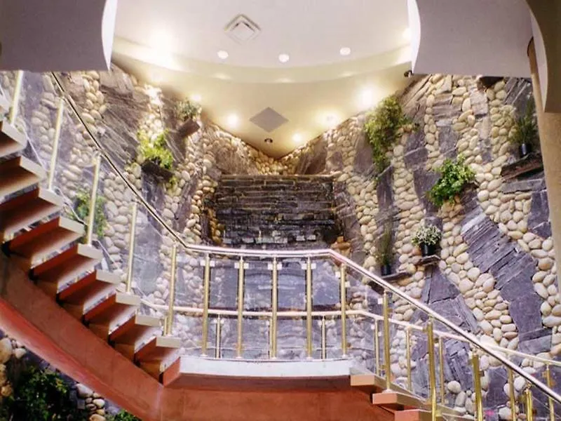 Four Points By Sheraton Edmonton South Hotel