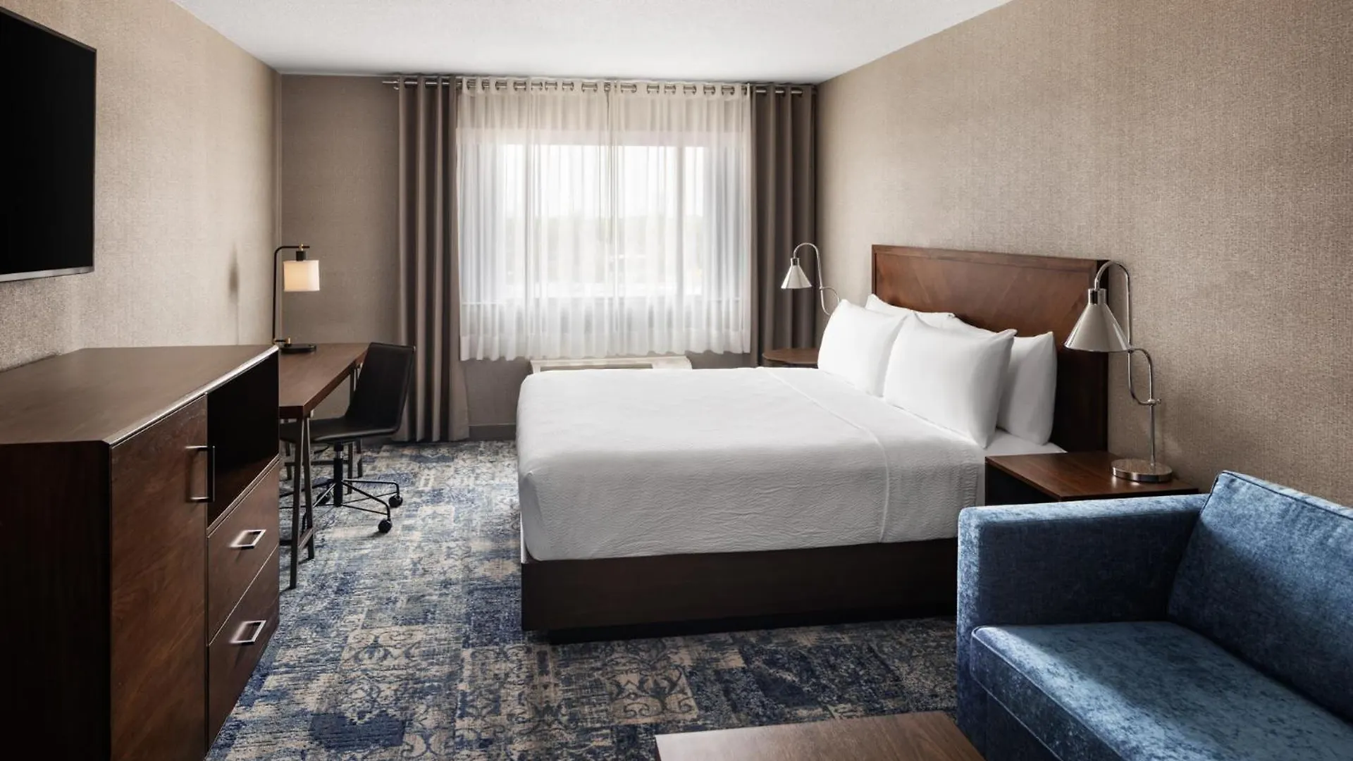 Hotel Four Points By Sheraton Edmonton South