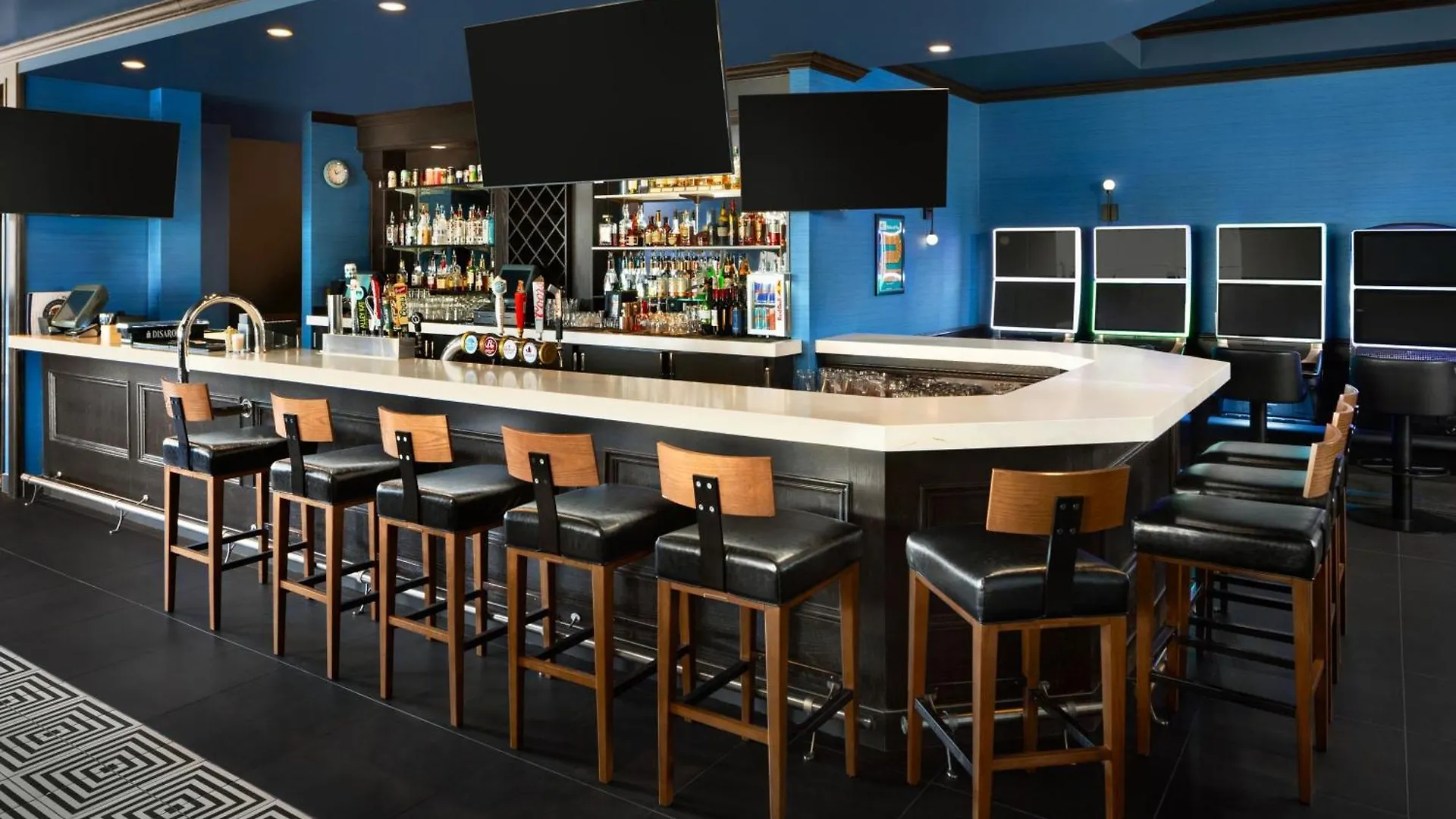 Four Points By Sheraton Edmonton South