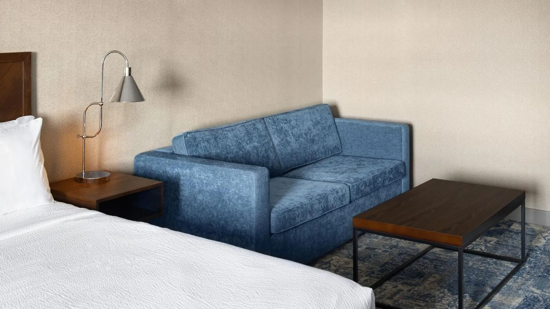 Hotel Four Points By Sheraton Edmonton South