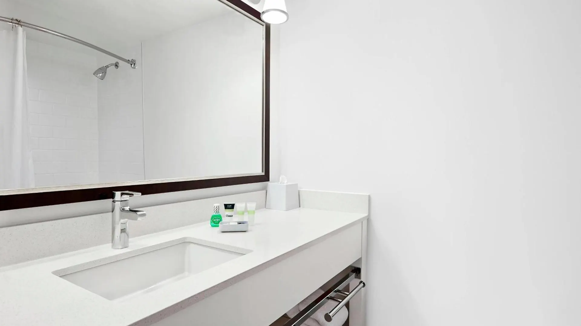 Hotel Four Points By Sheraton Edmonton South