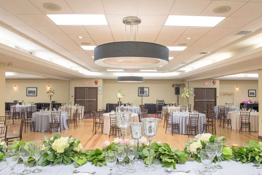 Hotel Four Points By Sheraton Edmonton South