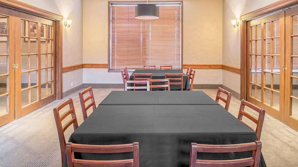 Four Points By Sheraton Edmonton South Canada