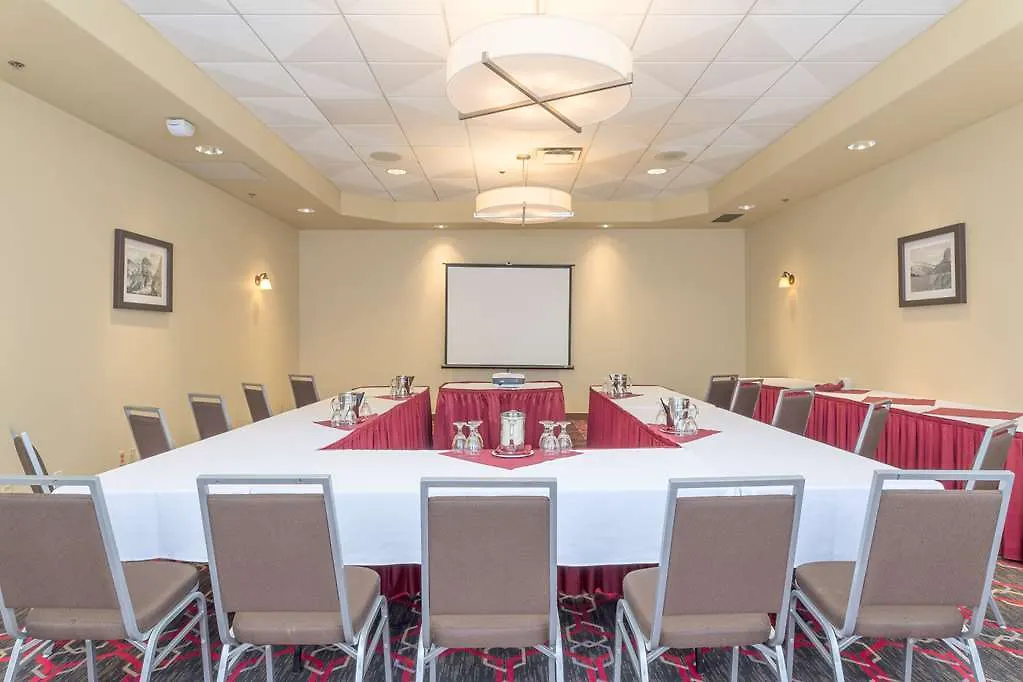Four Points By Sheraton Edmonton South Hotel