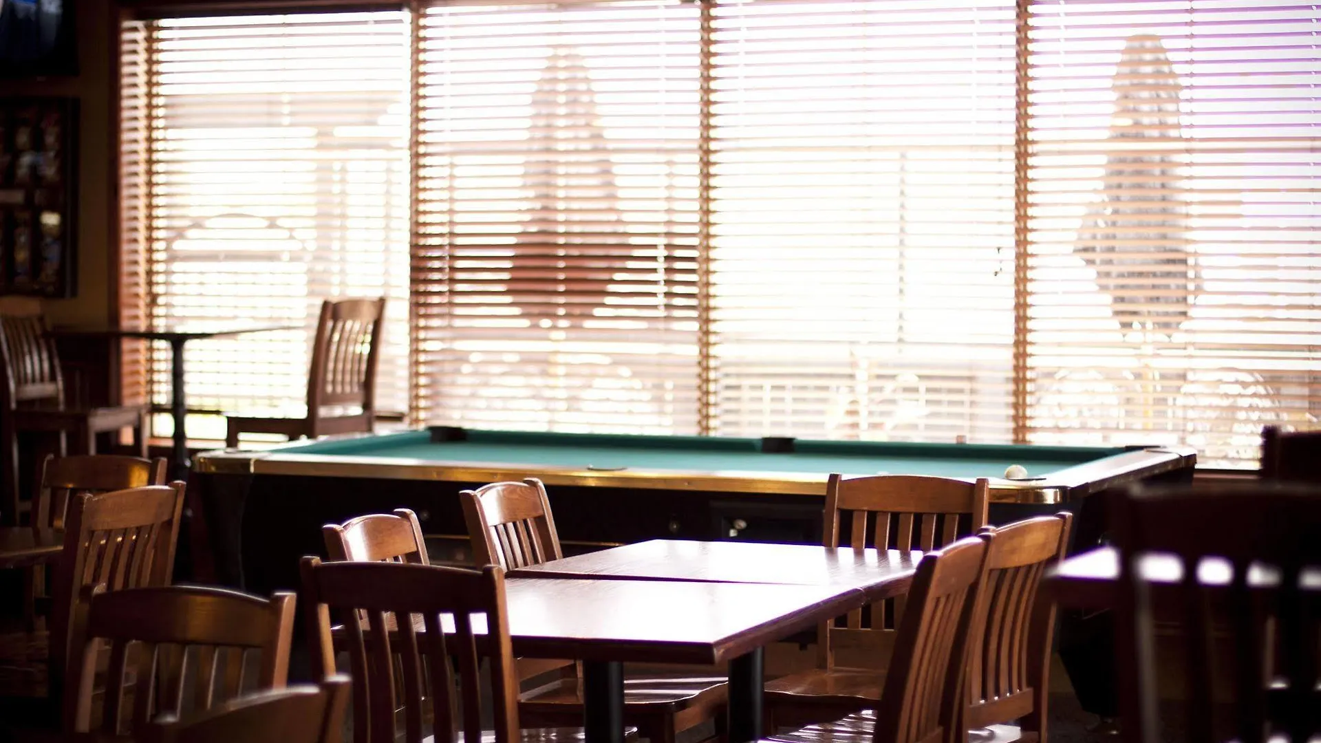 Four Points By Sheraton Edmonton South
